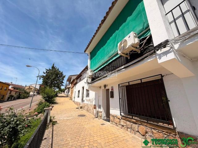Casa pareada en venta en Lanzahíta. Casa en venta en Lanzahíta. Casas pareadas.