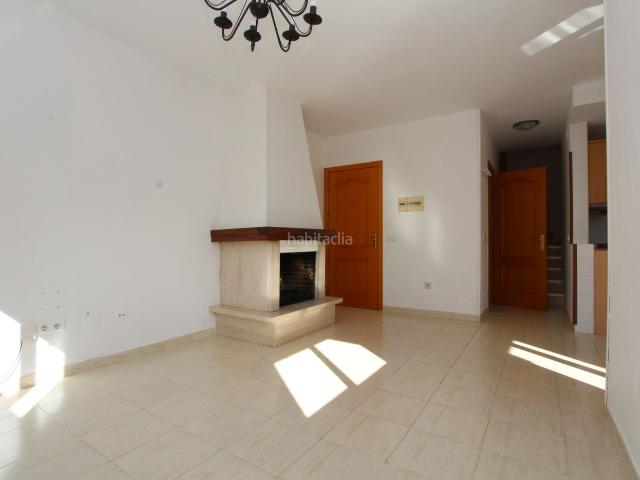 Casa pareada en venta en Mont roig del Camp, El Casalot Costa Dorada. Casa pareada esquinera. Casas pareadas Mont roig del.