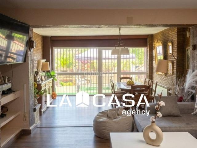 Casa pareada en venta en Montequinto, Cerros de Montequinto. Casas pareadas.