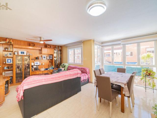 Casa pareada en venta en Móstoles, Parque Coimbra. Chalet pareado en venta en Calle Acebo 30, Parque Coímbra. Casas pareadas.