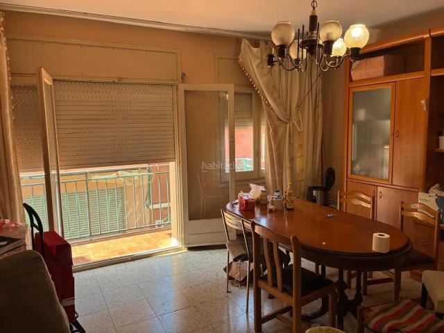 Casa pareada en venta en Mataró, La Llàntia. Gran oportunidad casa en venta con garaje privado de 130 metros. Casas pareadas.