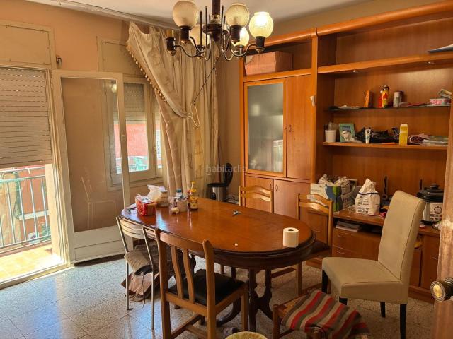 Casa pareada en venta en Mataró, La Llàntia. Gran oportunidad casa en venta con garaje privado de 130 metros. Casas pareadas.