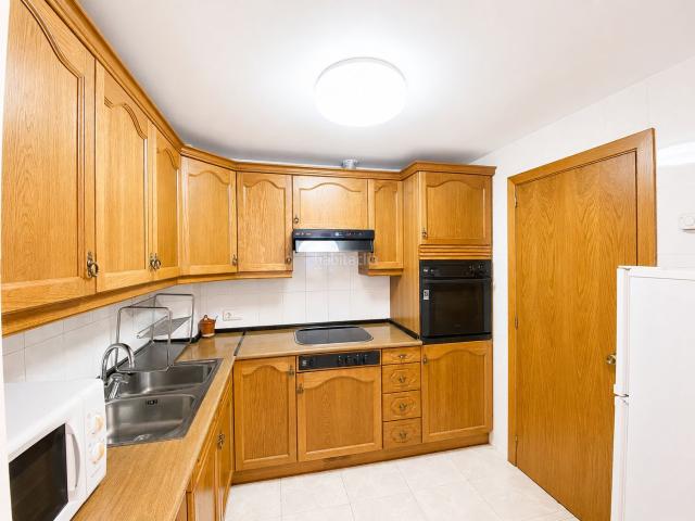 Casa pareada en venta en Maçanet de Cabrenys. Encantadora casa con spa y vistas a la montaña. Casas pareadas Maçanet de.