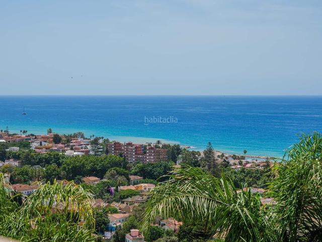 Casa pareada en venta en Málaga, Cerrado de Calderón Hacienda Paredes. Espectacular casa pareada en Málaga Este. Casas pareadas.
