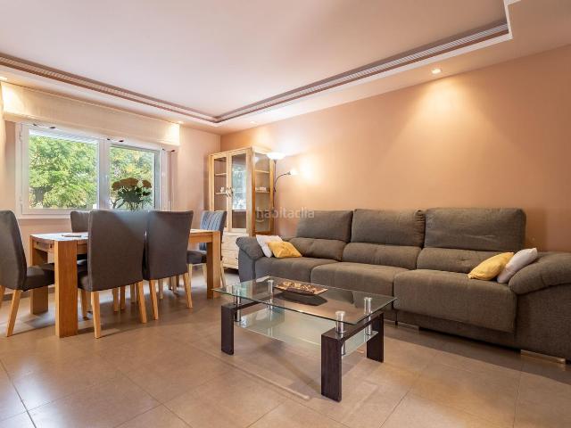 Casa pareada en venta en Miami Platja, Centre Costa Dorada. Cerca del mar en Miami Platja. Casas pareadas Miami.