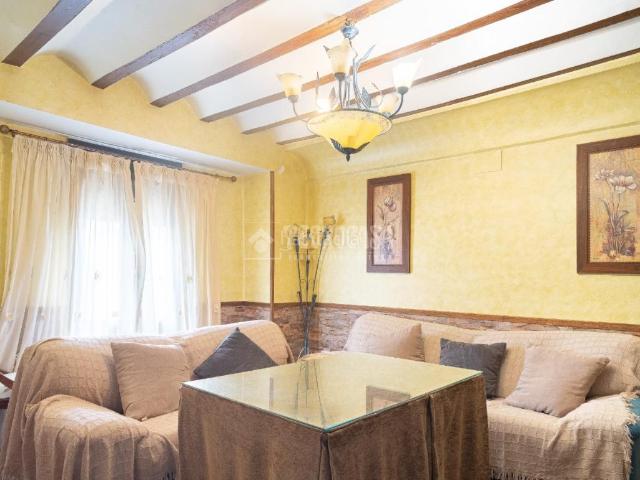 Casa pareada en venta en Sabiote. Casa en venta en Sabiote. Casas pareadas.