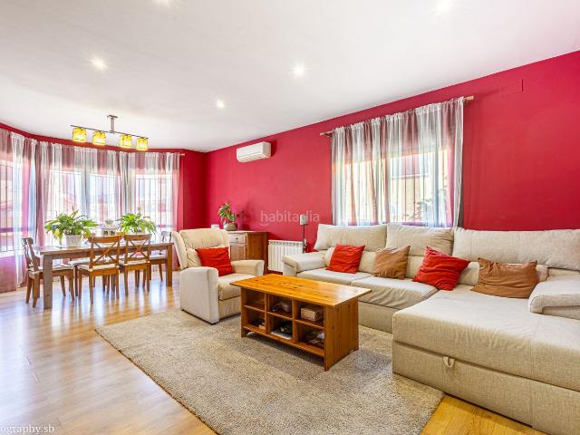 Casa pareada en venta en San Martín de Valdeiglesias. Chalet en Madrid, San Martin de Valdeiglesias. Casas pareadas San Martín de.