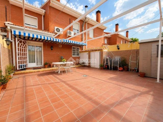 Casa pareada en venta en San Martín de la Vega. Casa en venta en San martín de la vega. Casas pareadas San Martín de la.