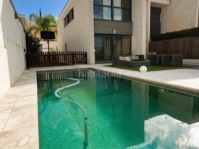 Casa pareada en venta en San Antonio de Benagéber. Pareado en San Antonio de Benageber. Casas pareadas San Antonio de.