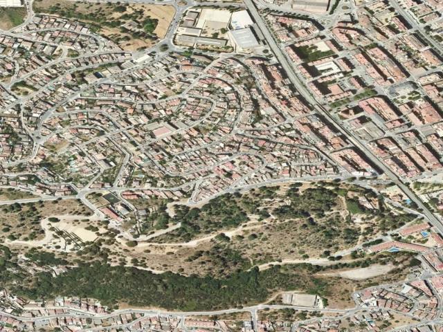 Casa pareada en venta en Sant Vicenç dels Horts. Chalet adosado en venta en calle Barbastro. Casas pareadas Sant Vicenç dels.