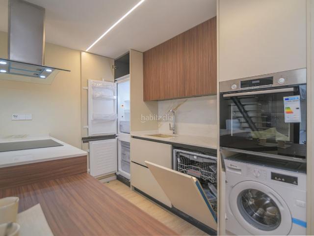 Casa pareada en venta en Sant Boi de Llobregat, Centre. Vivienda totalmente reformada a estrenar en Sant Boi de Llobregat. Casas pareadas Sant Boi de.