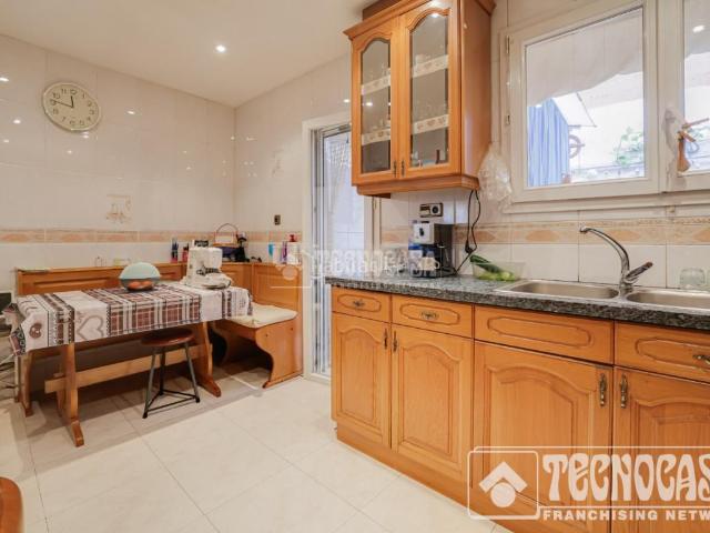 Casa pareada en venta en Santa Coloma de Gramenet, Riu Sud. Casa en venta en Santa coloma de gramenet. Casas pareadas Santa Coloma de.
