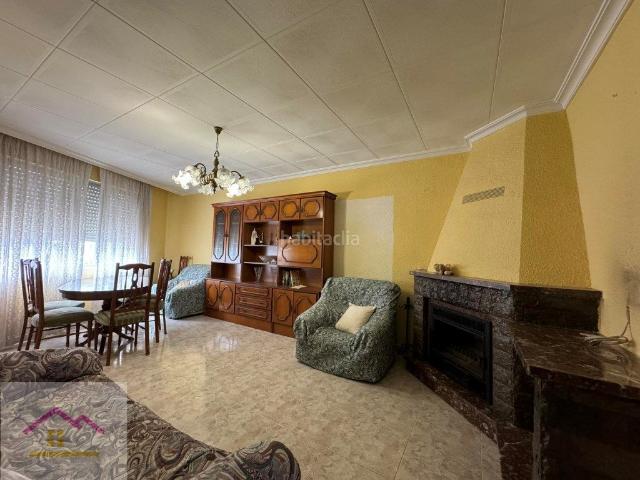 Casa pareada en venta en Santa Magdalena de Pulpis. CASA CON GARAJE AMPLIO. Casas pareadas Santa Magdalena de.