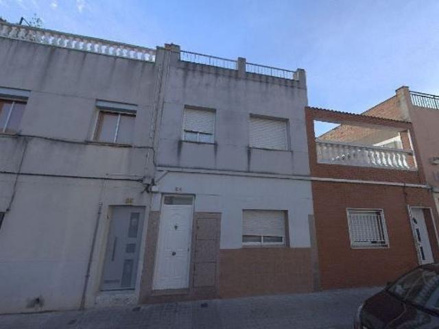 Casa pareada en venta en pasaje Guadalete, Sabadell, de 152 m² 3 habitaciones por 123.300