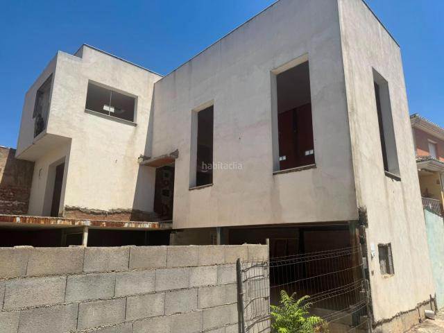 Casa pareada en venta en Peligros. CHALET CON PATIO Y TERRAZA EN EL CENTRO DE PELIGROS. Casas pareadas.
