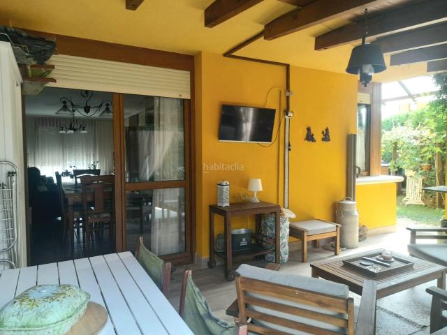 Casa pareada en venta en Penagos. RESERVADO AQUÍ! Chalet Pareado junto al Parque de Cabarceno. Casas pareadas.