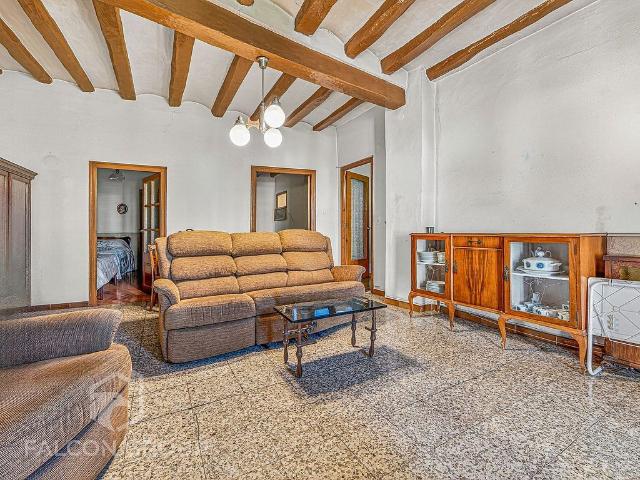Casa pareada en venta en plaza Del Comerç, Gandesa, de 514 m² 5 habitaciones por 135.000