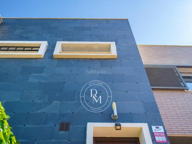 Casa pareada en venta en Roda de Barà Costa Dorada. Casa pareada con gran parcela y espacios exteriores excepcionales en Francaset, Roda de Berà. Casas pareadas Roda de.