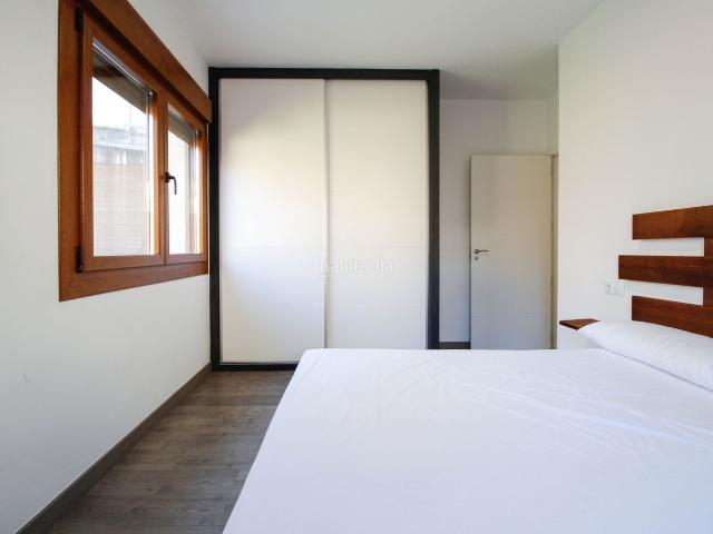 Casa pareada en venta en Rúa A. Chalet pareado de reciente construcción año 2021 para entrar a vivir. Casas pareadas Rúa.