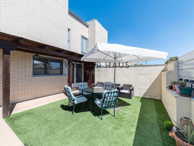 Casa pareada en venta en Torrejón de Ardoz, Soto de Henares. Chalet pareado en venta en Torrejón de Ardoz, Madrid. Casas pareadas Torrejón de.