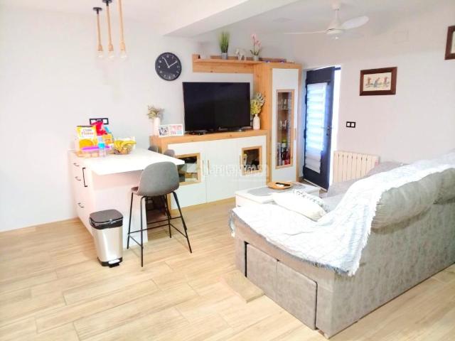 Casa pareada en venta en Talavera de la Reina, El Pilar La Estación. Casa en venta en Talavera de la reina. Casas pareadas Talavera de la.