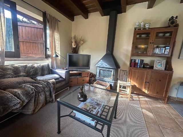 Casa pareada en venta en travesía De Baix, Guils de Cerdanya, de 110 m² 3 habitaciones por 398.000