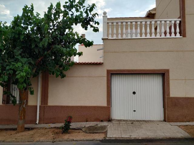 Casa pareada en venta en Tribaldos