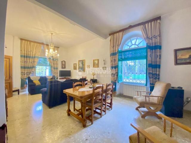Casa pareada en venta en Úbeda. Casa en venta en Úbeda. Casas pareadas.