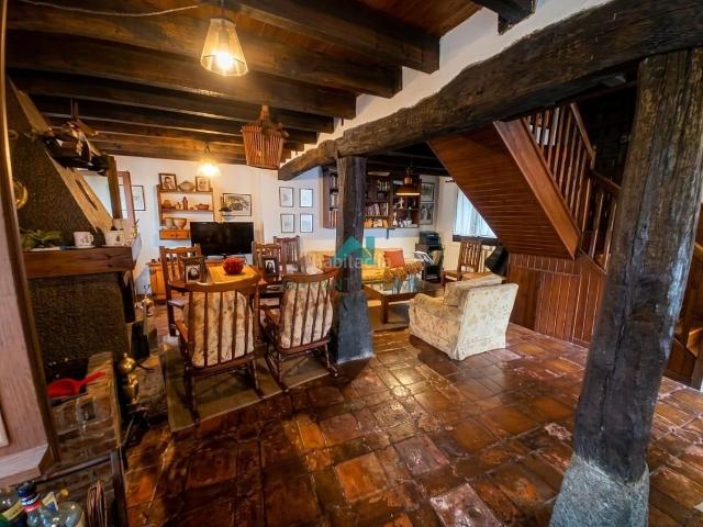 Casa pareada en venta en Voto. Se vende casa con jardín en Rada Voto. Casas pareadas.