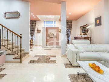 Casa pareada en venta en Valencia, Favara. Chalet en venta en el corazón Patraix. Casas pareadas.