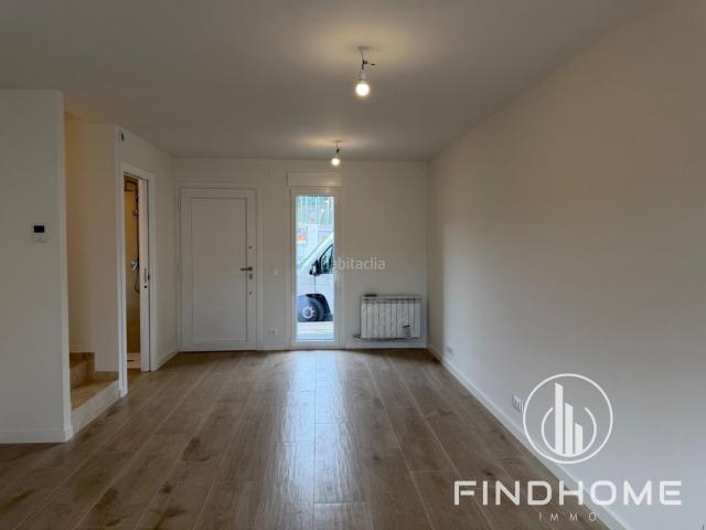 Casa pareada en venta en Vall d´en Bas La. Casas pareadas Vall d´en Bas.