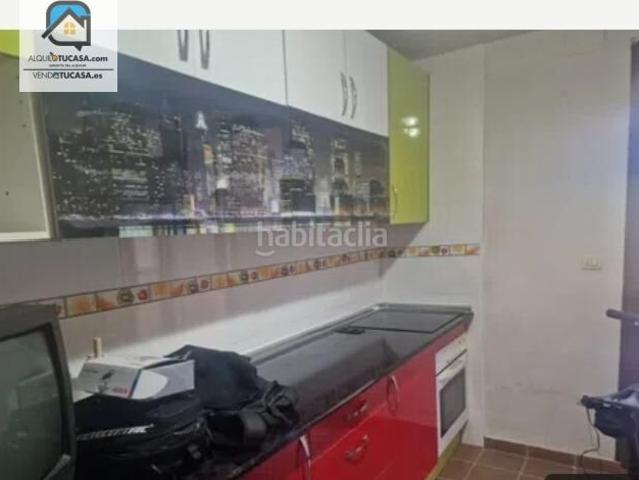 Casa pareada en venta en Venta de Baños. Elegante Chalet Pareado en Venta de Baños Ideal para Familias. Casas pareadas Venta de.
