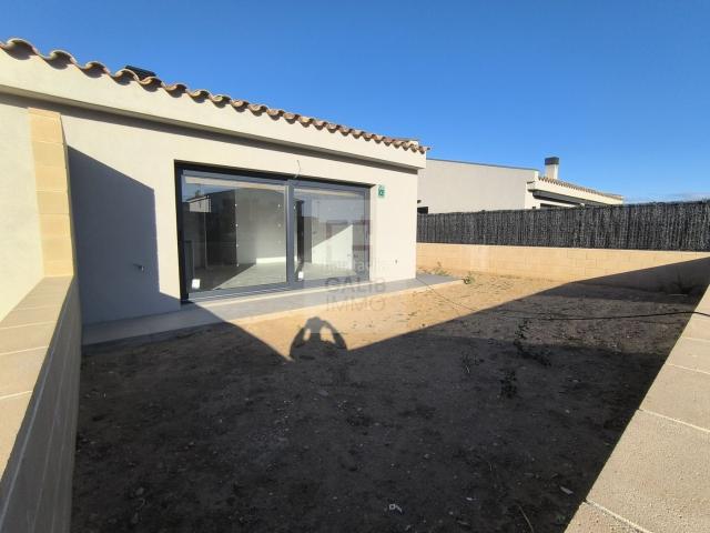 Casa pareada en venta en Vila sacra. Casas pareadas.