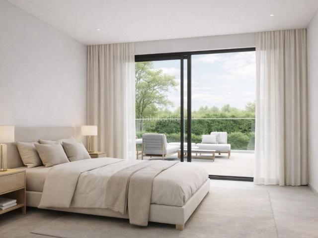 Casa pareada en venta en Vilablareix. Casa de obra nueva en Vilablareix con jardín y terraza. Casas pareadas.