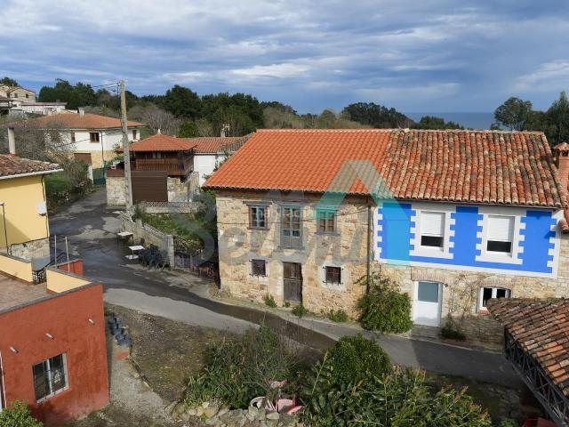 Casa pareada en venta en Villaviciosa, Selorio Tornón. Casas pareadas.