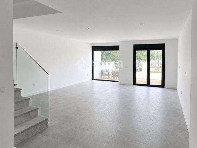 Casa pareada en venta en Villalbilla, Los Hueros. Casa en venta en Villalbilla. Casas pareadas.