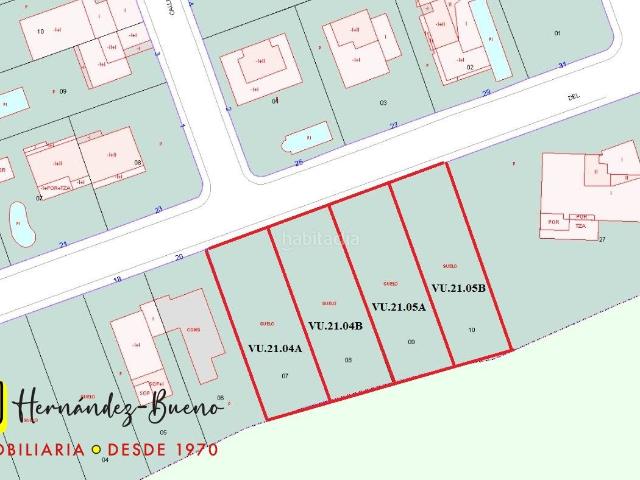 Casa pareada en venta en Villamayor. Descubre la oportunidad de vivir en un espectacular pareado de OBRA NUEVA, con diseño moderno, junto al campo de golf de Villamay. Casas pareadas.