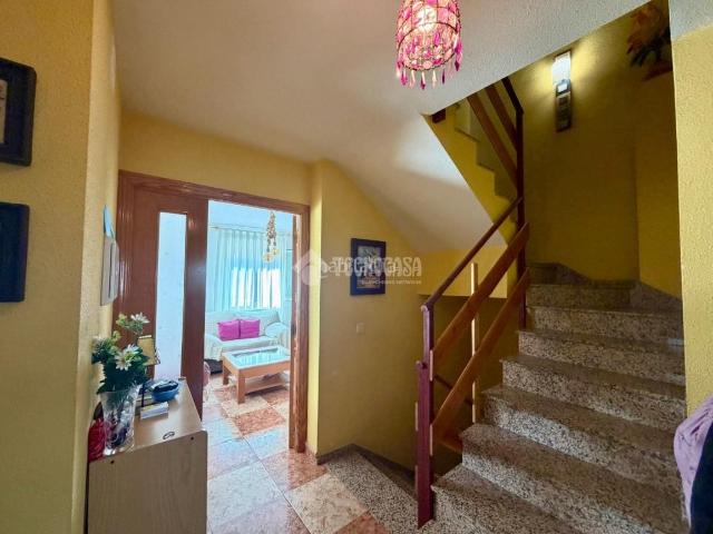 Casa pareada en venta en Villanueva de la Torre. Casa en venta en Villanueva de la torre. Casas pareadas Villanueva de la.