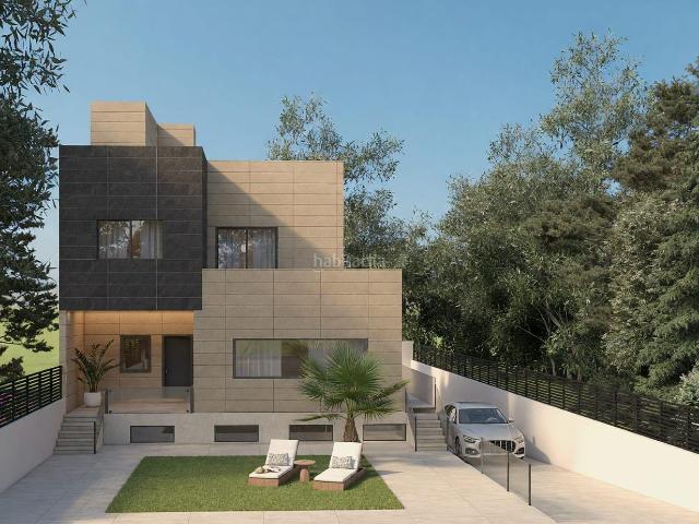 Casa pareada en venta en Villanueva de la Cañada, Villanueva de la Cañada. Vivienda Pareada 3 Plantas 270 m2 Construidos. Casas pareadas Villanueva de la.