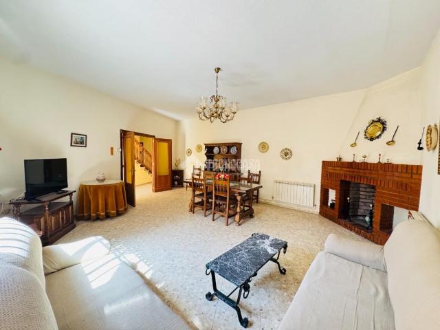 Casa pareada en venta en Villasequilla. Casa en venta en Villasequilla. Casas pareadas.