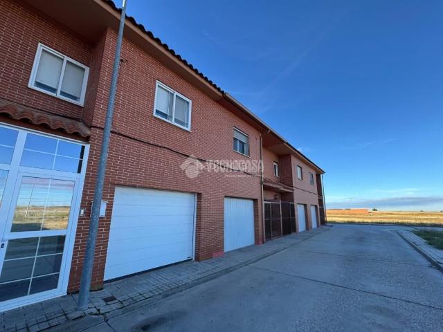 Casa pareada en venta en Yepes. Casa en venta en Yepes. Casas pareadas.