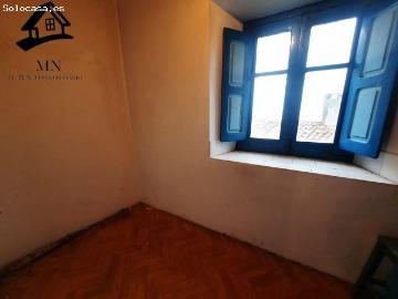 Casa Pareada para Rehabilitar en el Encantador Valle de Luena