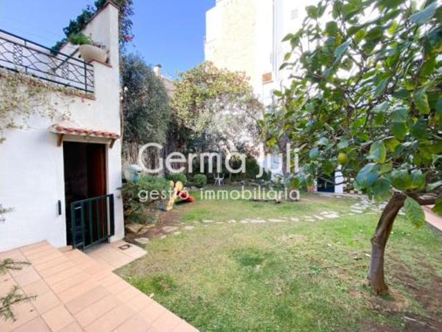 Casa pareada Venta Badalona, Centre