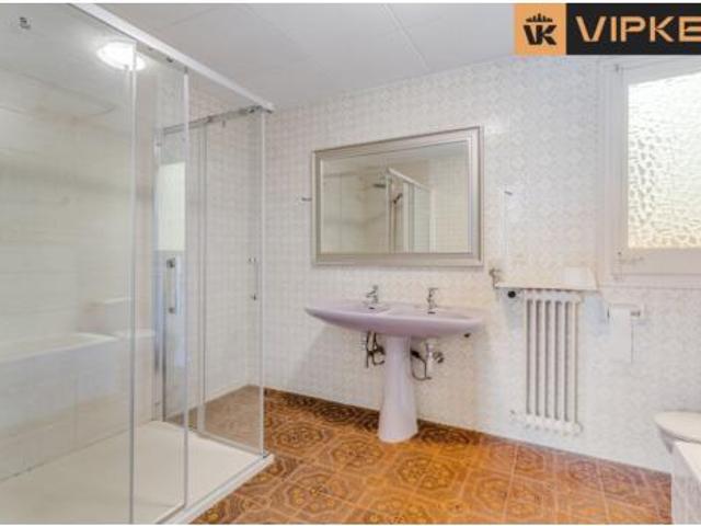 Casa pareada Venta Barcelona Capital, La Salut