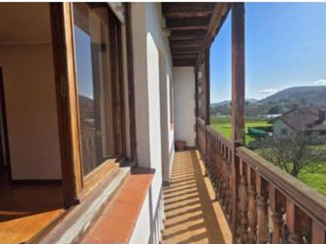 Casa pareada Venta Bárcena de Cicero, Casuso