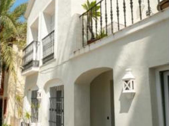 Casa pareada Venta Barrundia, Heredia