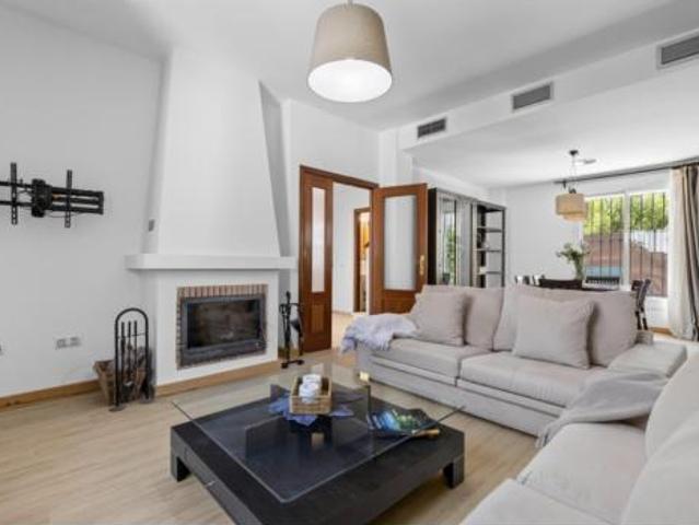 Casa pareada Venta Gines, Gines