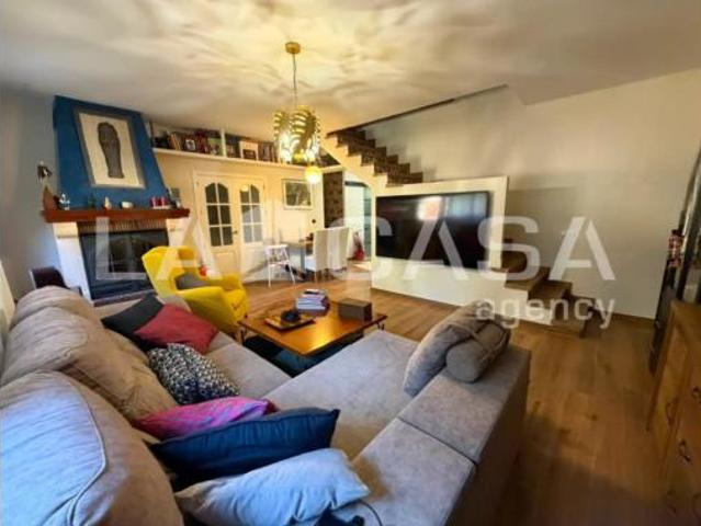 Casa pareada Venta Dos Hermanas, Entrenúcleos