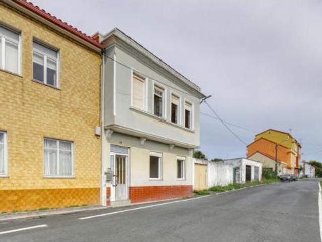 Casa pareada Venta Ferrol, Parroquias