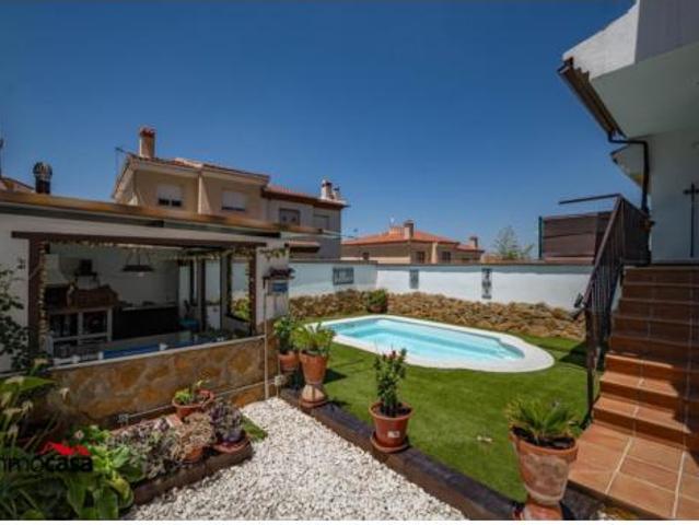 Casa pareada Venta Jun, Jun